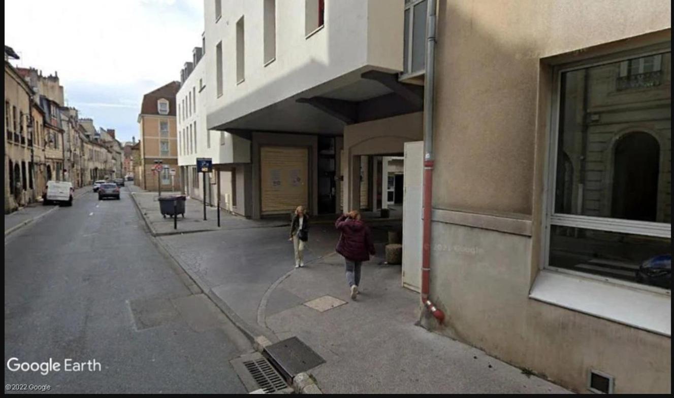 Le Saint B Au Pied De La Cathedrale Saint Benigne Apartment ดีจอง ภายนอก รูปภาพ